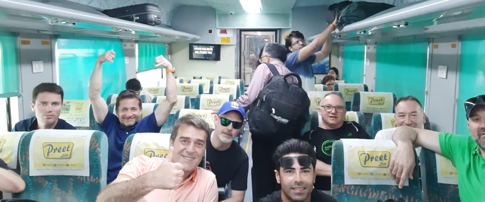 gatimaan-train-tour