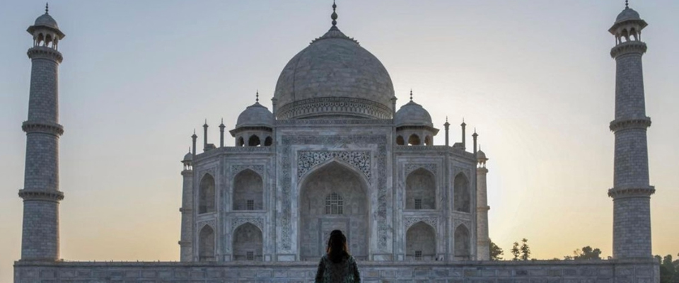 taj-mahal-day-trip-from-delhi